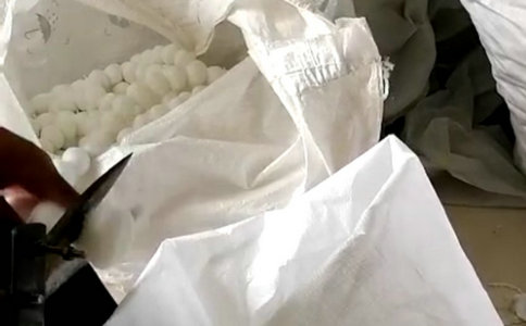 纖維球?yàn)V料生產(chǎn)現(xiàn)場